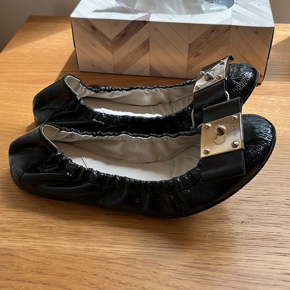 Fendi brand new flats, size 36.5 (US 6.5) - Picture 8 of 8